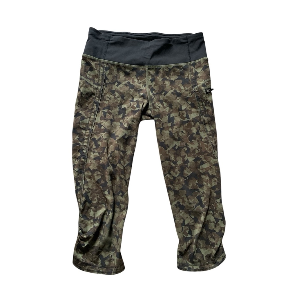 Lululemon Camouflage Patterned Capri Leggings 4